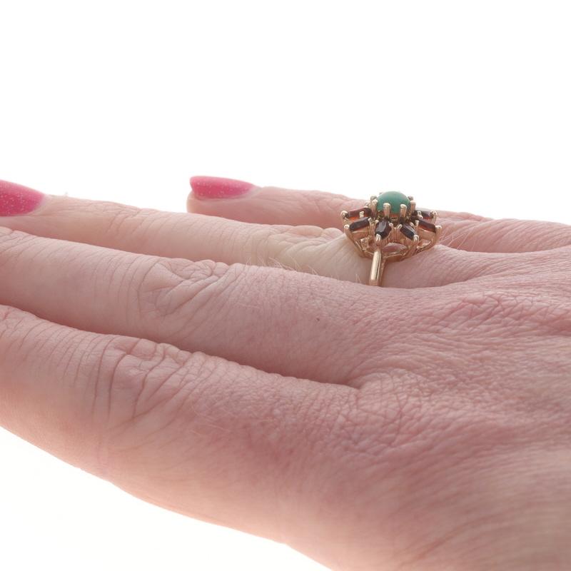 Bague Botanique Vintage en Or Jaune Grenat Turquoise Verte - 14k .72ctw Flower Pour femmes en vente
