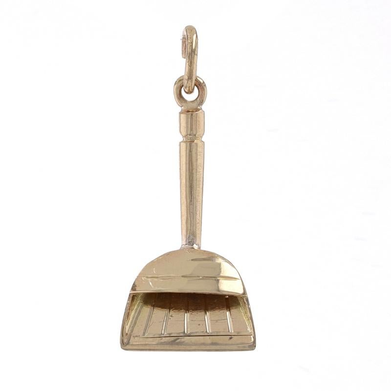 Metal Content: 14k Yellow Gold

Theme: Handled Dust Pan, Cleaning Sweeping

Measurements

Tall (from stationary bail): 3/4