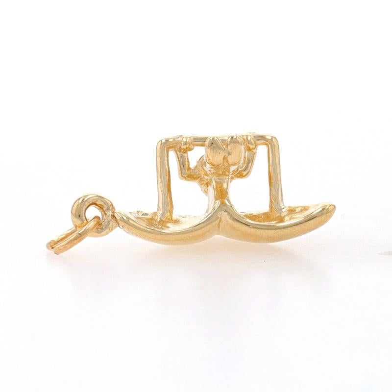 Yellow Gold Hang Gliding Charm - 14k Recreational Air Sports In Excellent Condition In Greensboro, NC