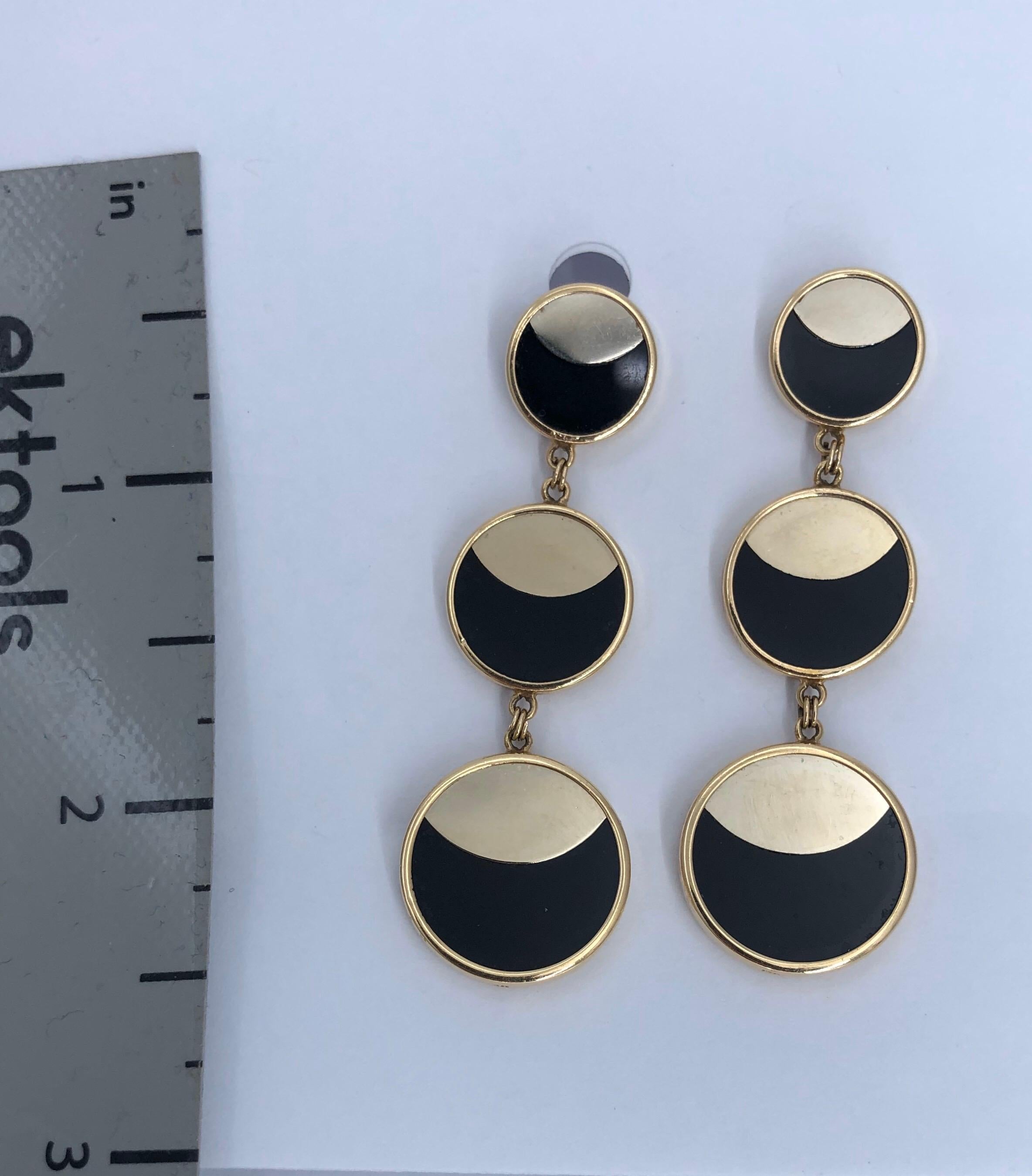 Women's Yellow Gold Hanging Earrings with Onyx and Modern Design