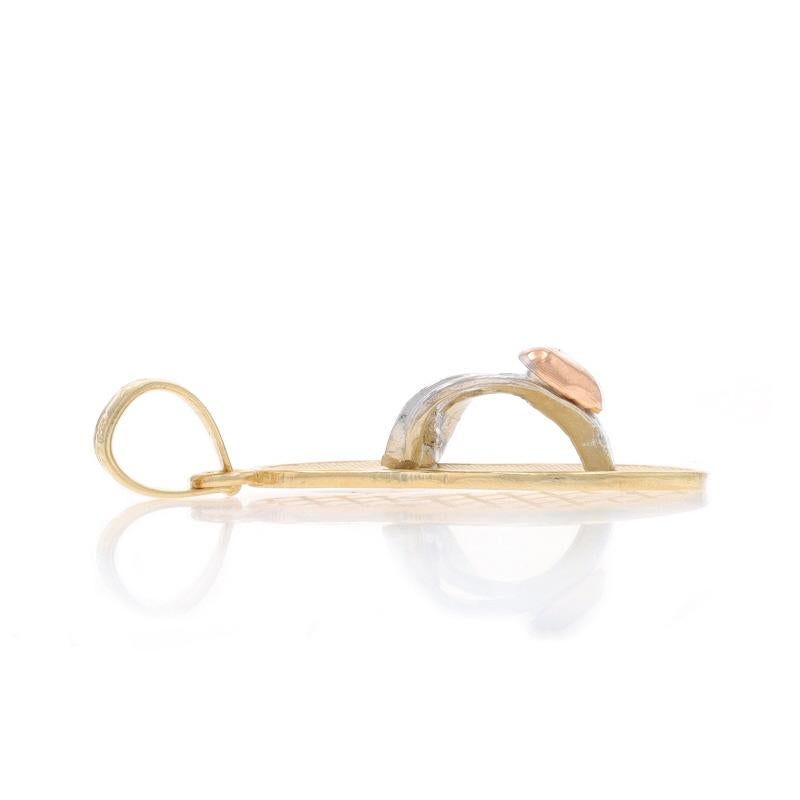 Yellow Gold Heart Flip-Flop Pendant - 14k Summer Sandal Footwear In Excellent Condition For Sale In Greensboro, NC
