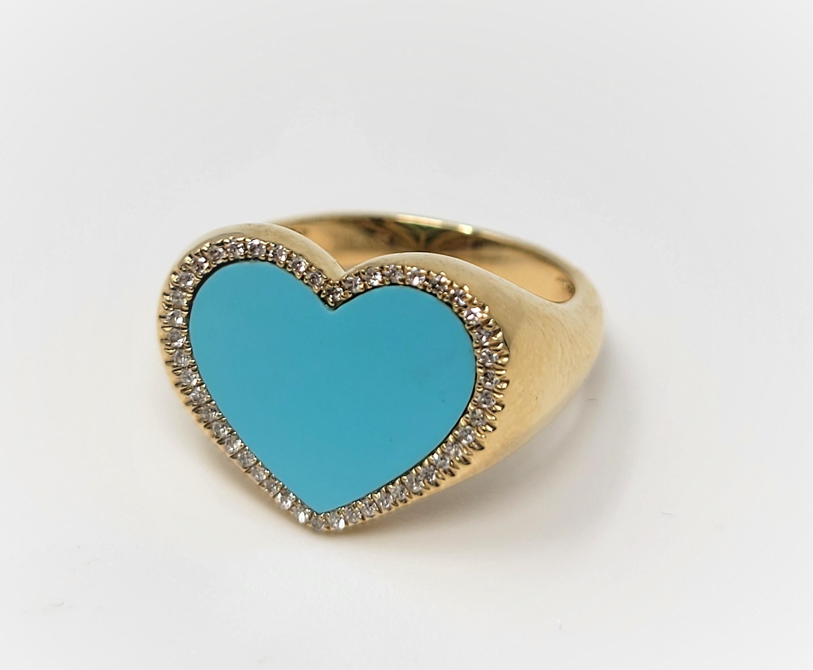 Round Cut Yellow Gold Heart Shaped Turquoise Diamond Ring For Sale