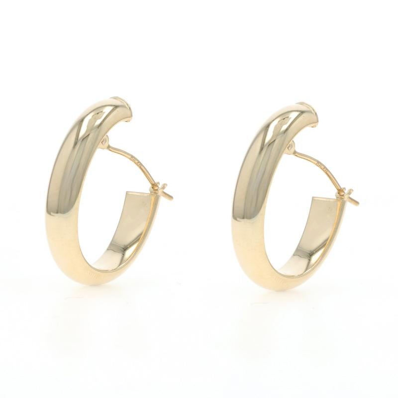 Contenuto del metallo: Oro giallo 14k

Stile: A cerchio
Tipo di chiusura: Chiusura a scatto
Caratteristiche: Costruzione cava

Misure

Altezza: 7/8