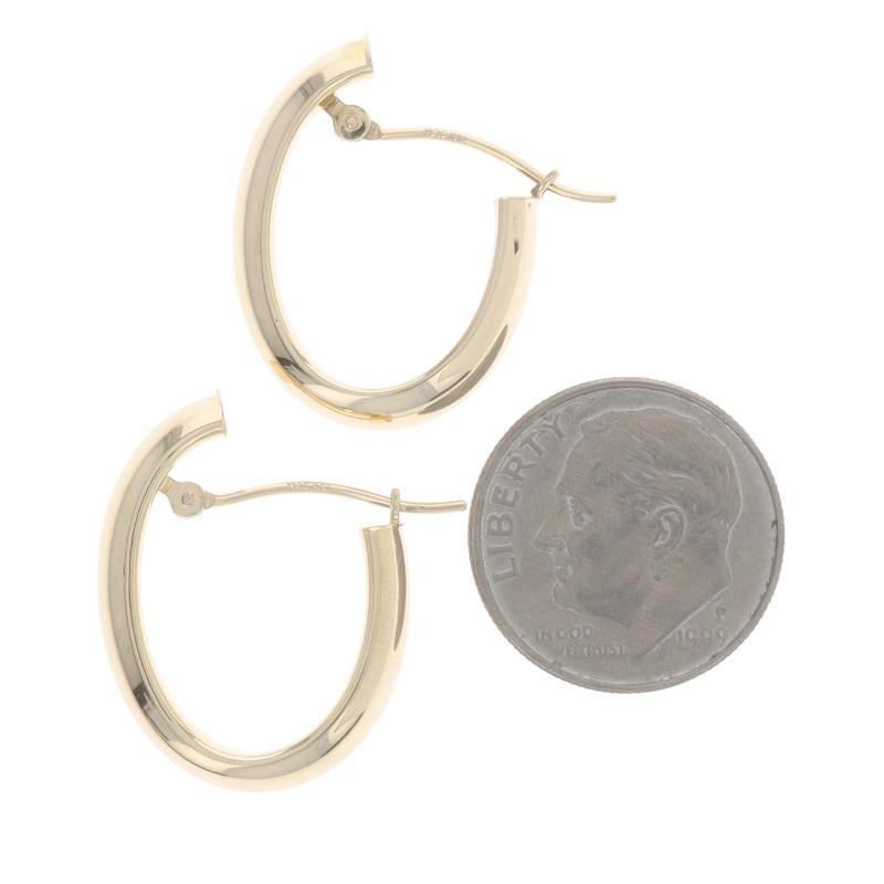 Boucles d'oreilles en or jaune 14k percées Pour femmes en vente