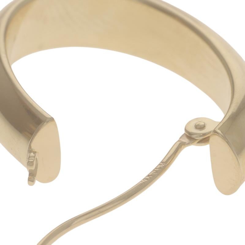 Boucles d'oreilles en or jaune 14k percées en vente 1