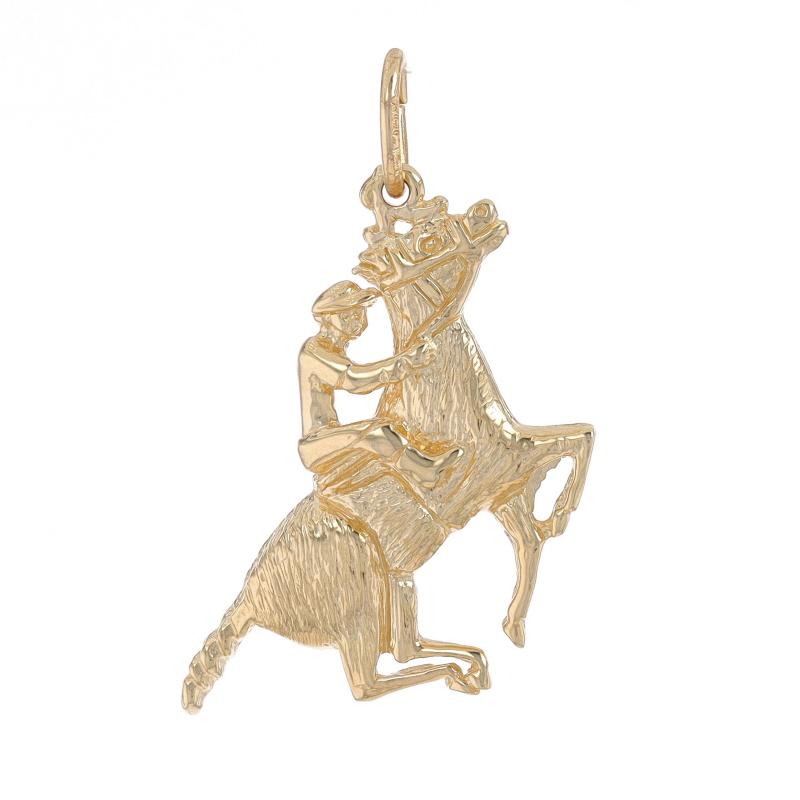 Metal Content: 14k Yellow Gold

Theme: Horse Riding, Equestrian
Features: Smooth & Textured Finishes

Measurements

Tall (from stationary bail): 1