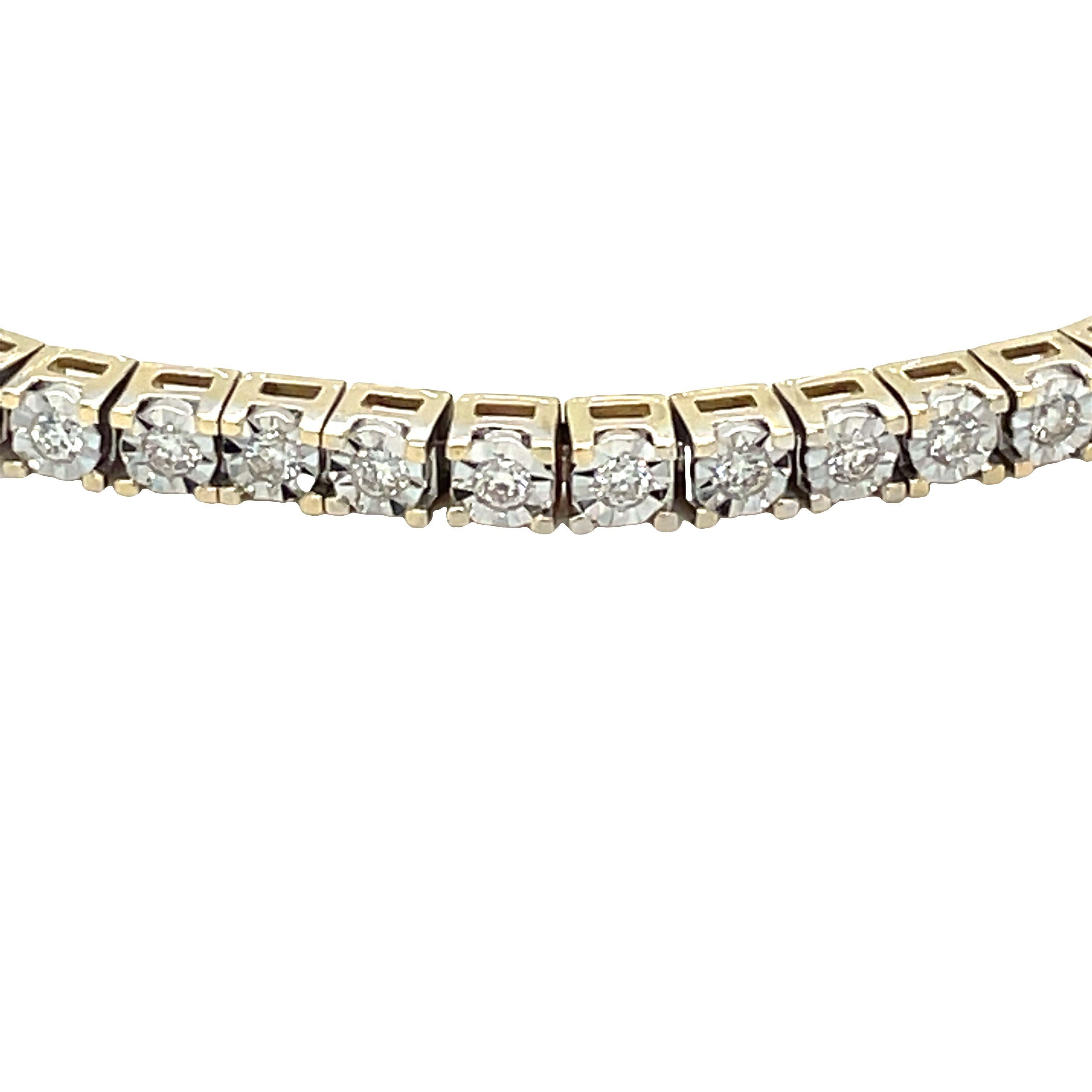 Taille ronde Bracelet tennis en or jaune avec diamants sertis à l'illusion en vente