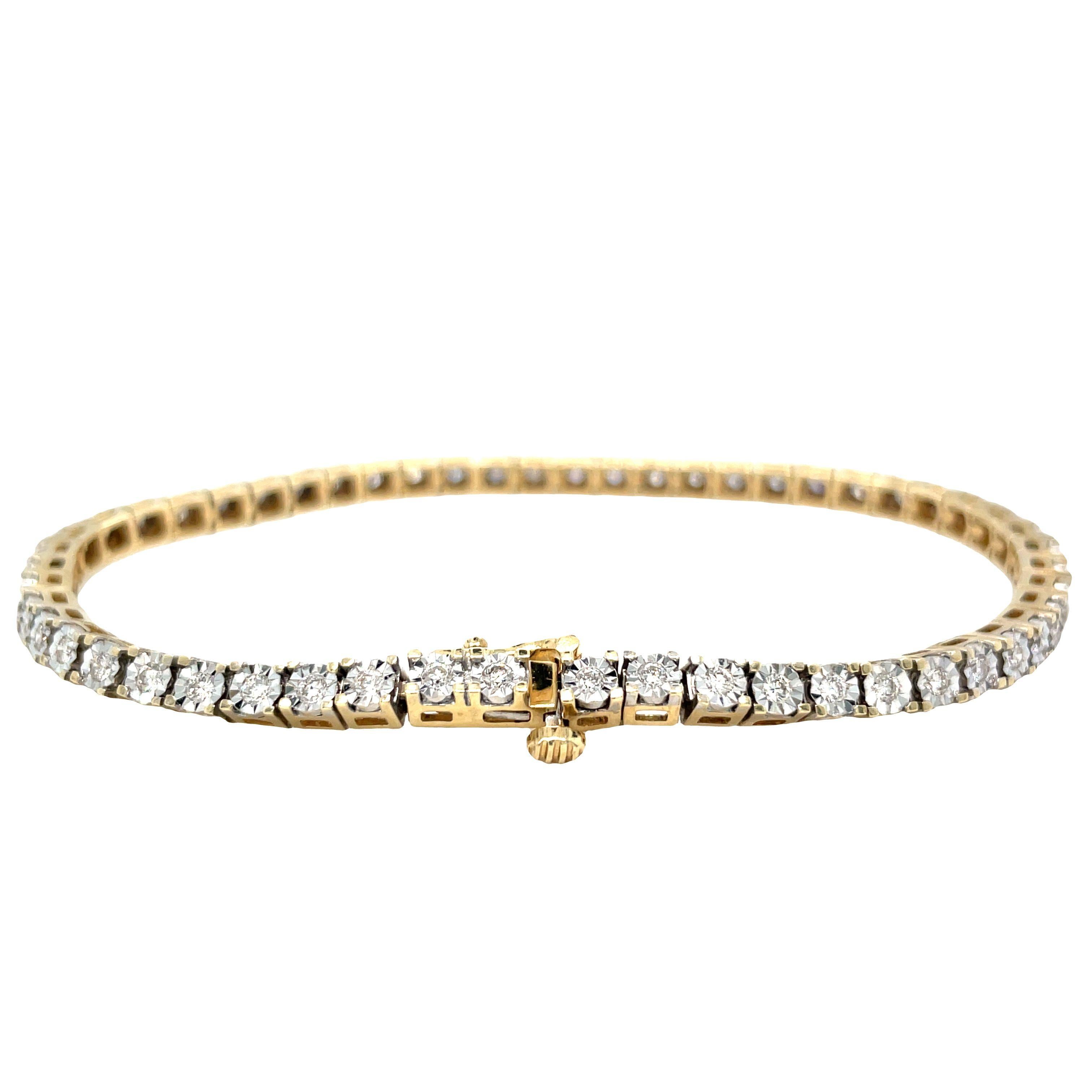 Bracelet tennis en or jaune avec diamants sertis à l'illusion en vente 1