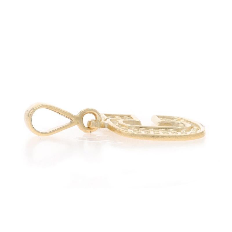 Ciondolo con iniziale C in oro giallo - 14k Monogram Lettera Unisex In condizioni ottime in vendita a Greensboro, NC