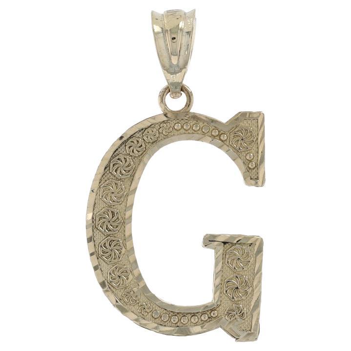Pendentif G initial en or jaune, lettre monogrammée gravée en 10 carats