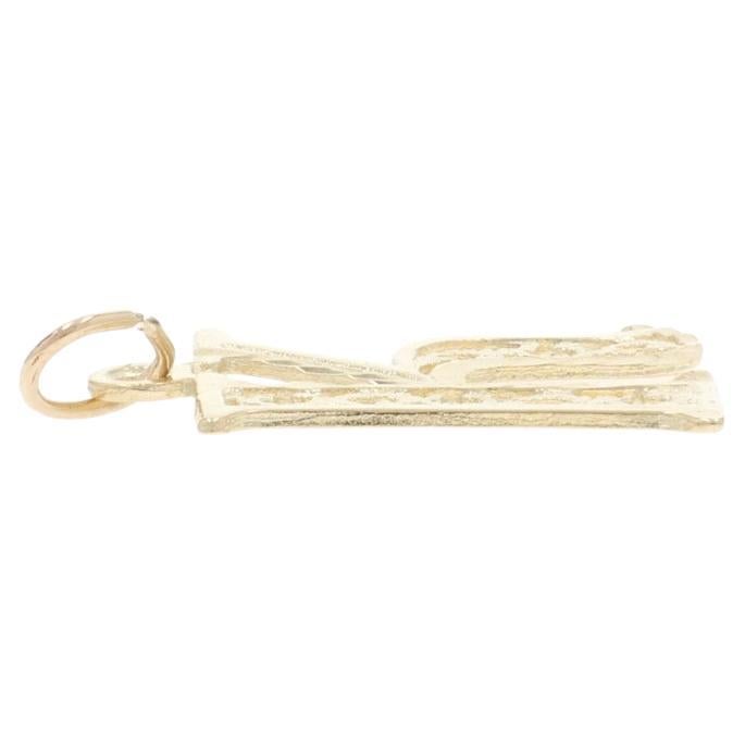 Pendentif en or jaune avec l'initiale K 14k Monogramme en volutes