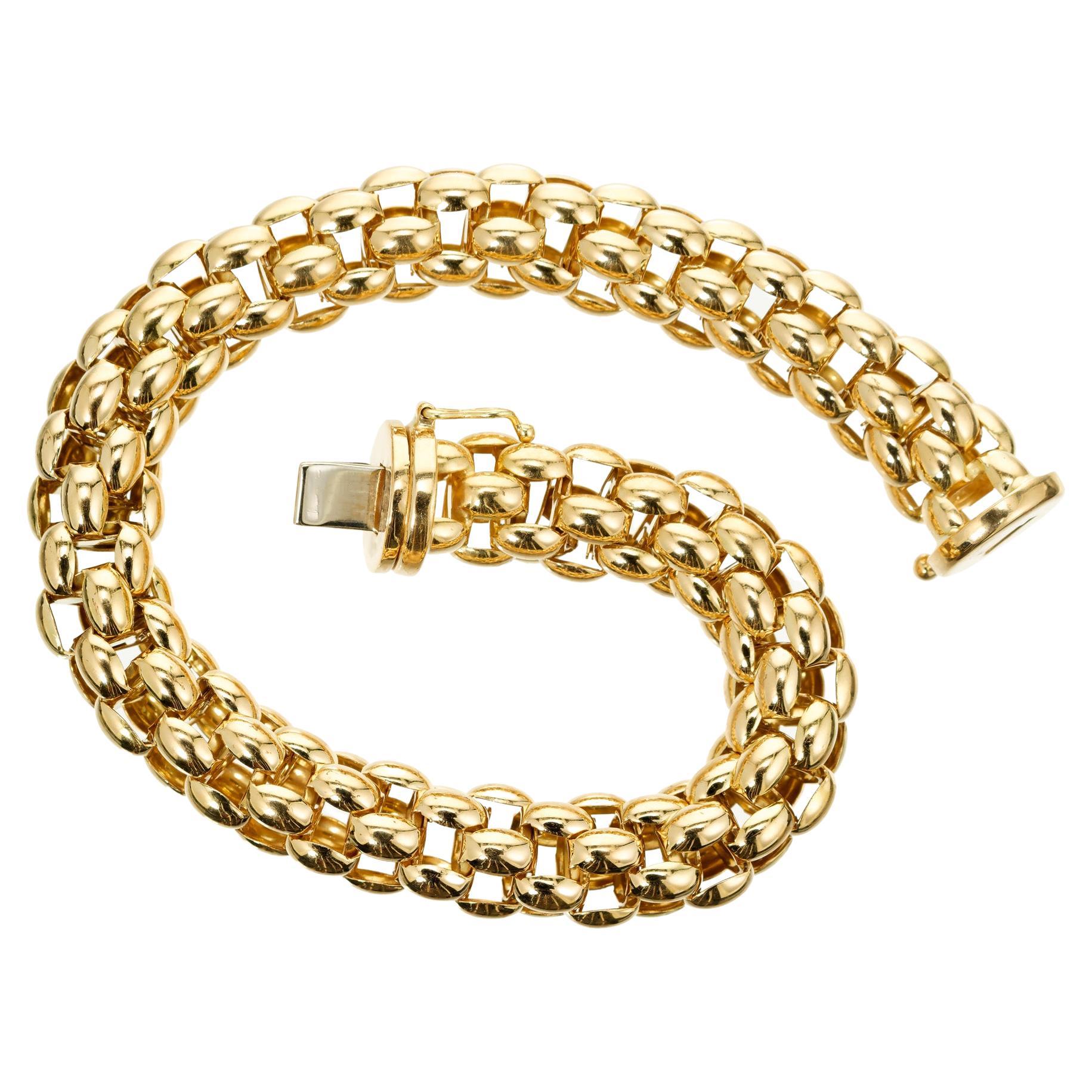 Bracelet à maillons italien en or jaune avec motif 3D  en vente
