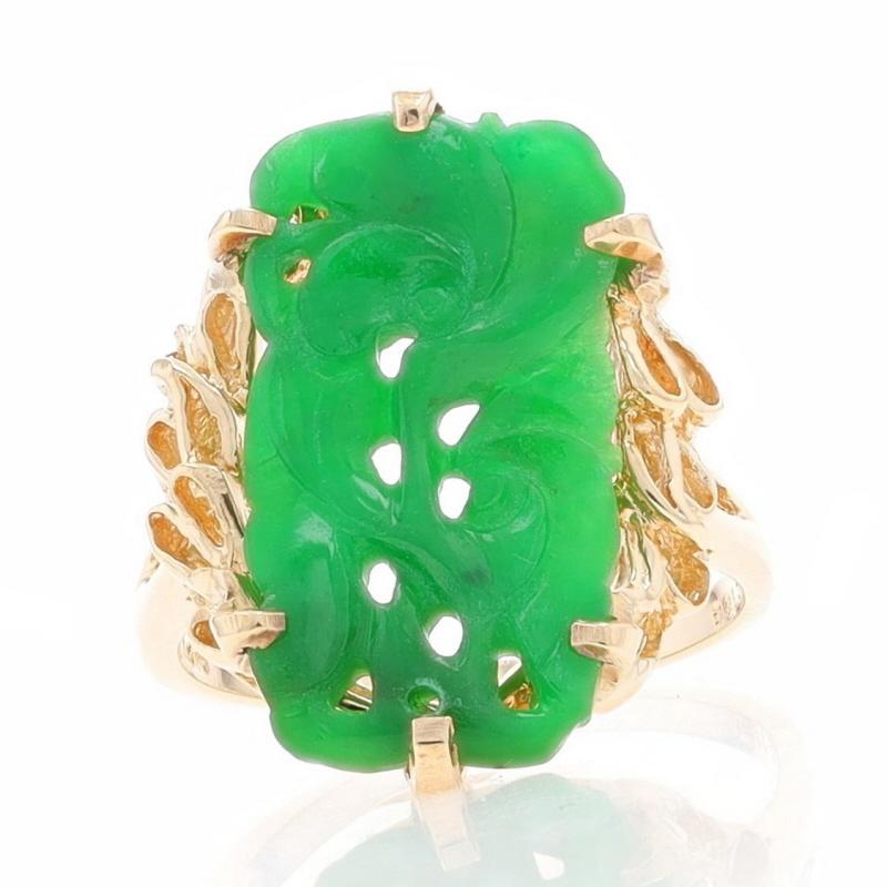 Size: 7 1/2
Sizing Fee: Up 3 sizes for $35 or Down 3 sizes for $35

Metal Content: 14k Yellow Gold

Stone Information
Natural Jadeite
Treatment: Polymer Treated
Cut: Carved
Color: Green

Style: Cocktail Solitaire
Theme: Botanical