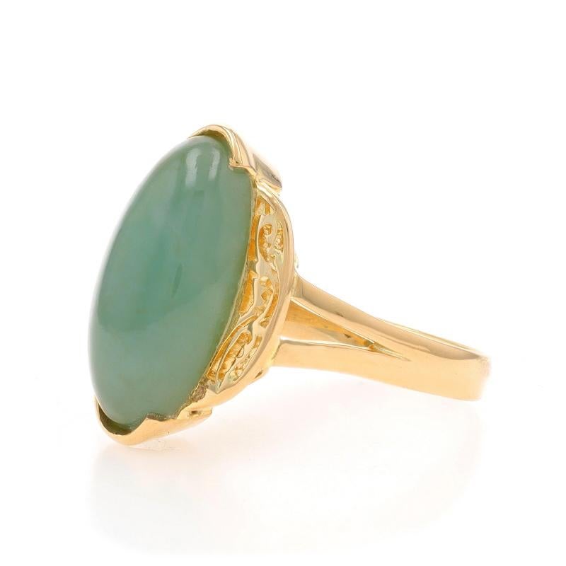 Women's Yellow Gold Jadeite Cocktail Solitaire Ring - 18k Marquise Cabochon For Sale