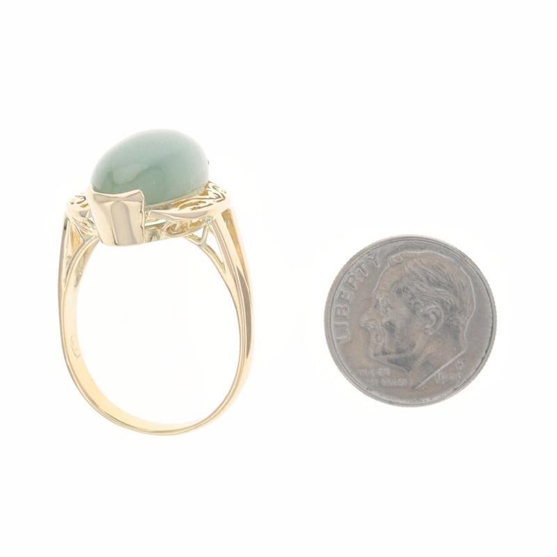 Yellow Gold Jadeite Cocktail Solitaire Ring - 18k Marquise Cabochon For Sale 2