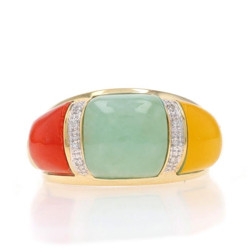 Taille : 7 1/4

Contenu métallique : Or jaune 10k et or blanc 10k

Informations sur les pierres

Jadéite naturelle
Traitement : Teinté
Coupe : Cabochon
Couleur : rouge orangé, vert et jaune

Diamants naturels
Carat(s) : .04ctw
Coupe : Simple

Style