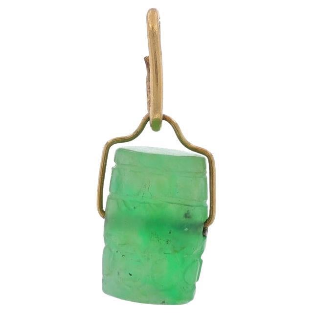 Pendentif solitaire en or jaune et jadéite - Barrel de tambour 14 carats