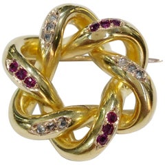 Yellow Gold Knot Brooch