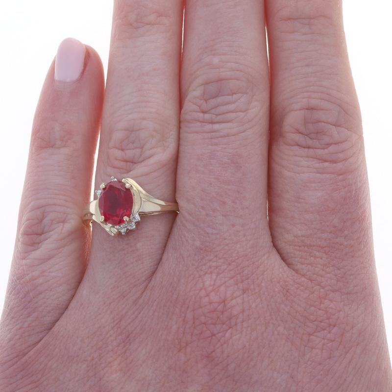 Gelbgold Labor erstellt Rubin Diamant Bypass Ring 10k Oval 4,20ctw (Ovalschliff) im Angebot
