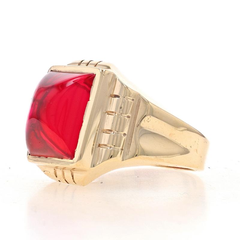 Yellow Gold Lab-Created Ruby Retro Men's Ring - 10k Rectangular Cabochon In Excellent Condition In Greensboro, NC
