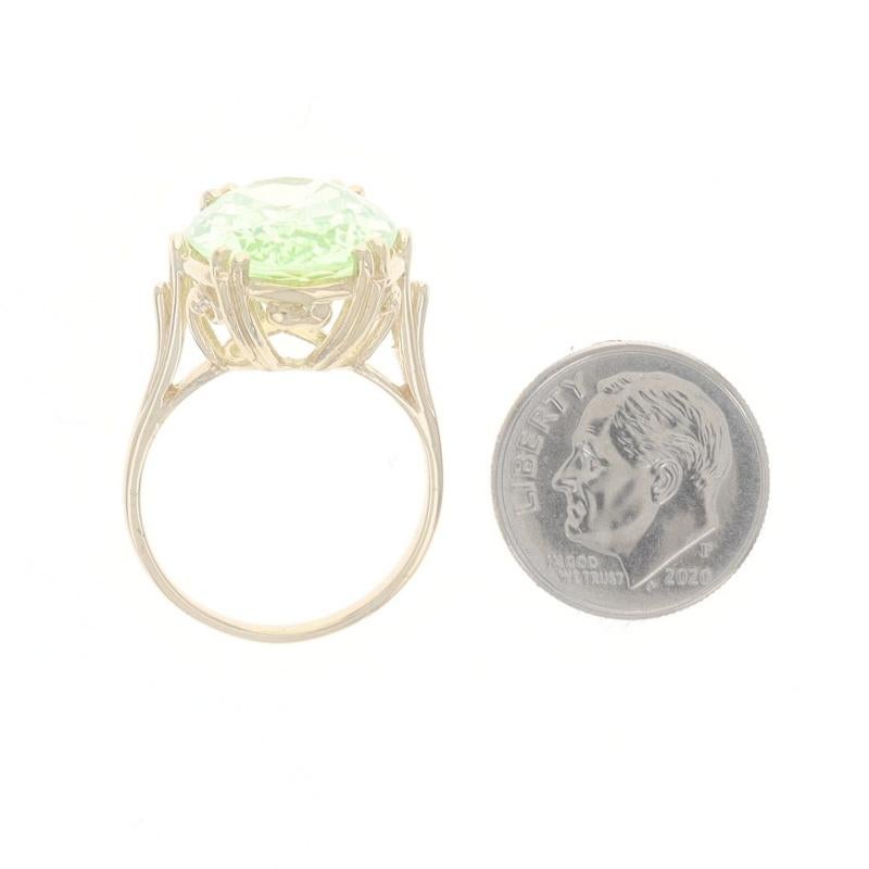 Gelbgold Lab-Created Spinell Cocktail Solitär Ring - 14k Mixed Oval 11,20ct im Angebot 1