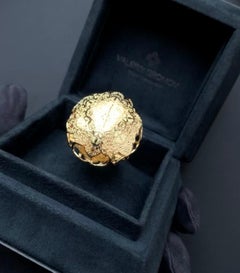 Anillo de cóctel con cordones de oro amarillo de GROMOV