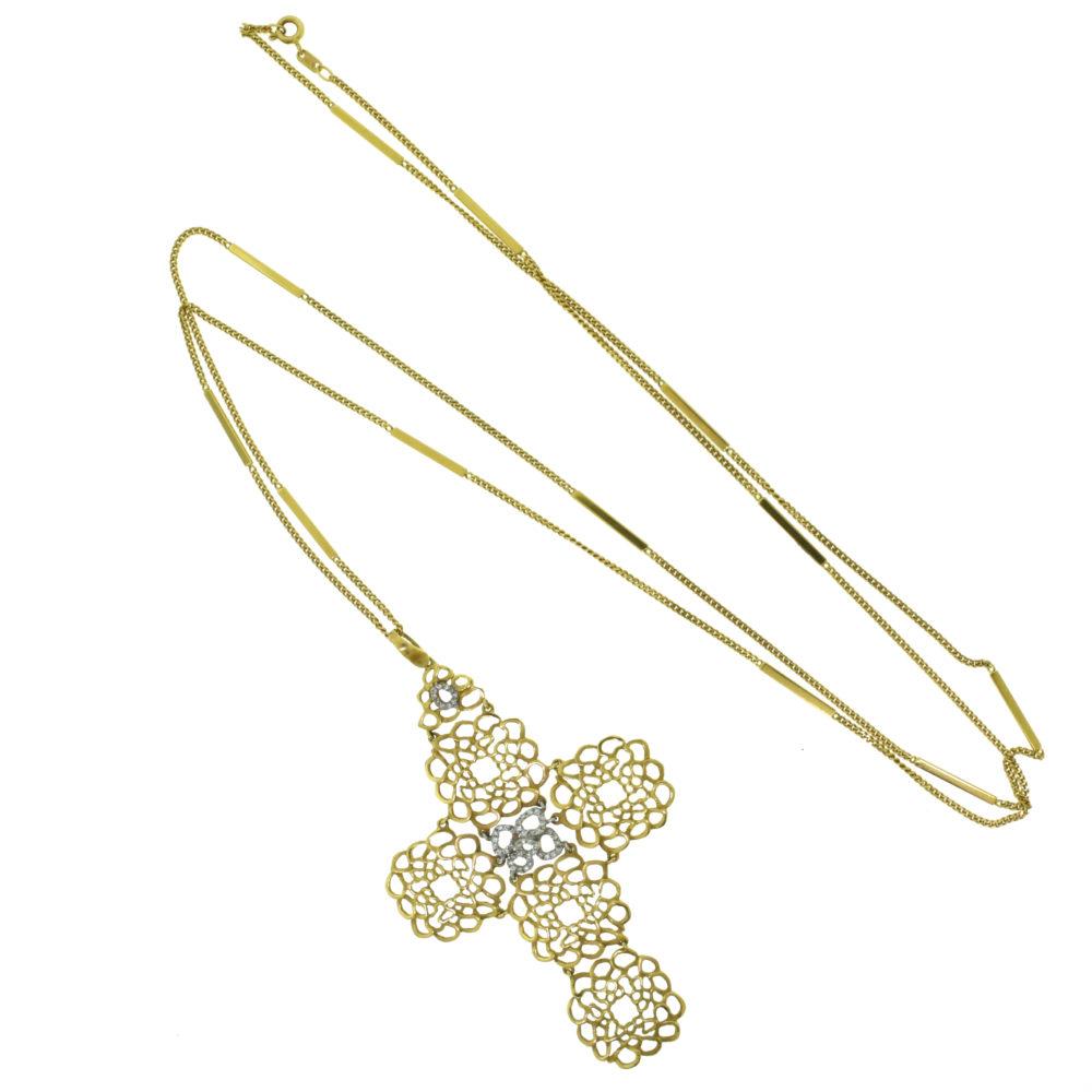 Brilliance Jewels, Miami
Domande? Chiamaci quando vuoi!
786,482,8100

Tema: Croce

Stile: Filigrana 

Metallo: Oro giallo

Purezza del metallo: 18k

A. Stone: Piccoli diamanti rotondi taglio brillante

Colore del diamante: H.

Chiarezza del