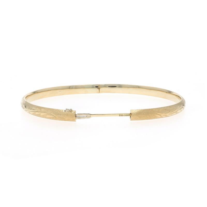 De las mujeres Yellow Gold Leaf Garland Bangle Bracelet 6 3/4
