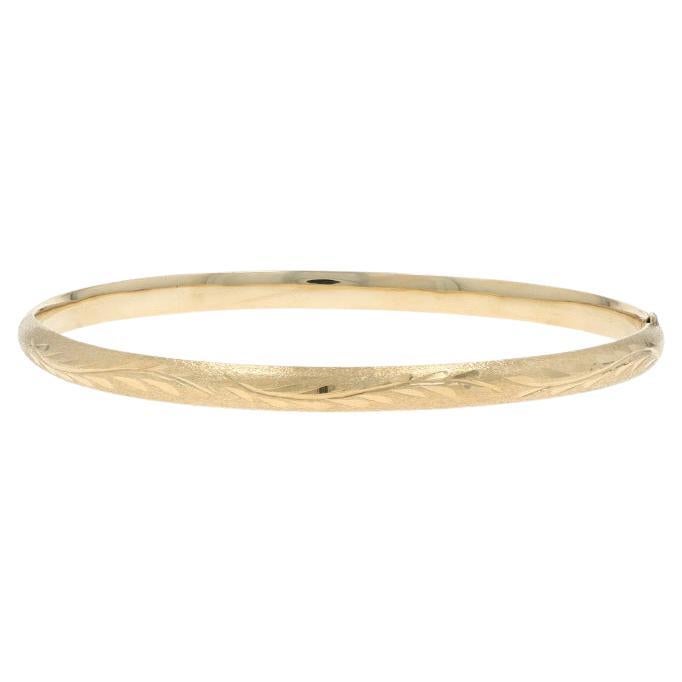 Yellow Gold Leaf Garland Bangle Bracelet 6 3/4" - 14k