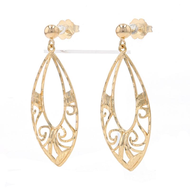 Yellow Gold Leaf Scroll Dangle Earrings - 14k Pierced In Excellent Condition In Greensboro, NC