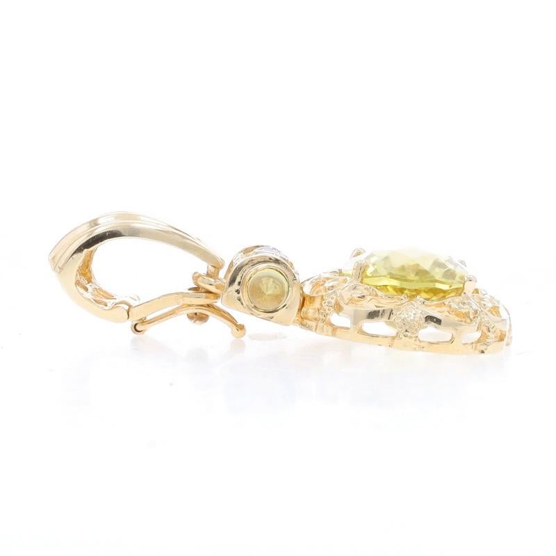 Taille ovale Pendentif en or jaune avec citrine citron et diamants, damier ovale 14 carats 5,20 carats en vente