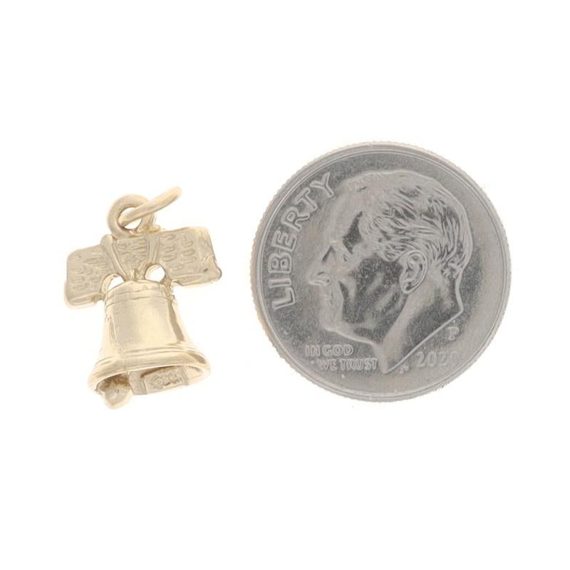 Women's or Men's Yellow Gold Liberty Bell Charm - 14k Old State House Bell Philadelphia, PA For Sale