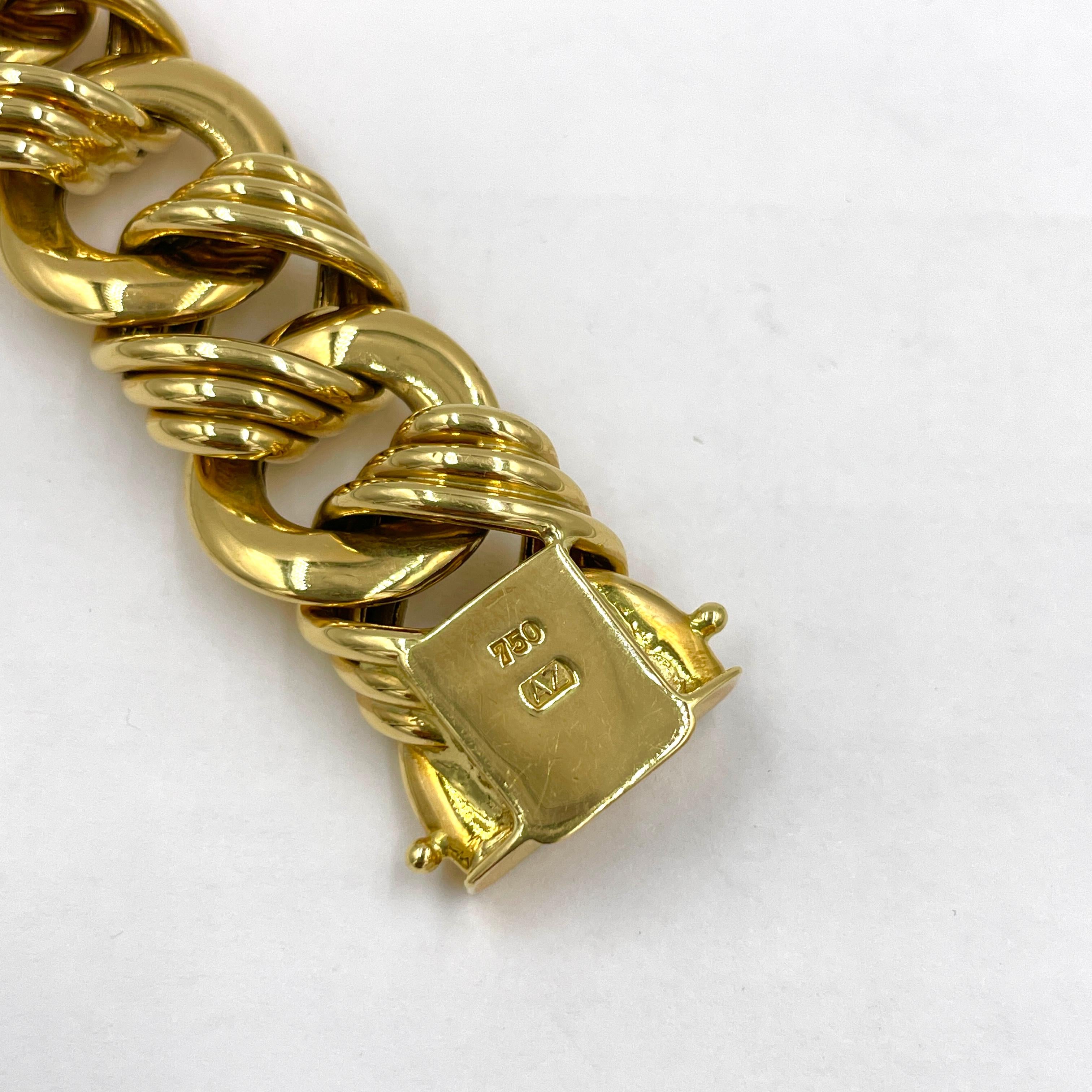 Women's or Men's Yellow Gold Link Bracelet For Sale