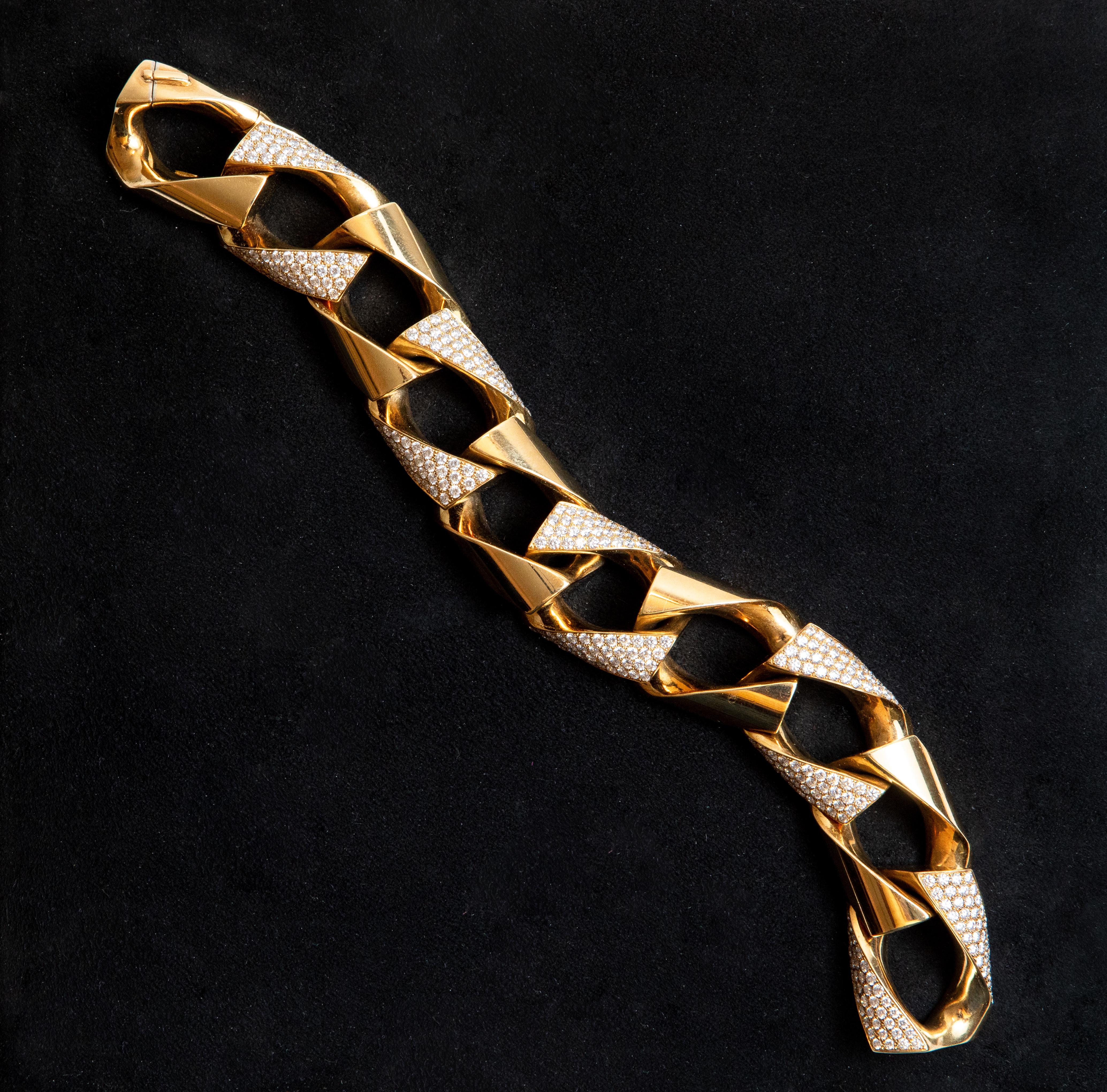Yellow Gold Link Bracelet with Diamonds For Sale