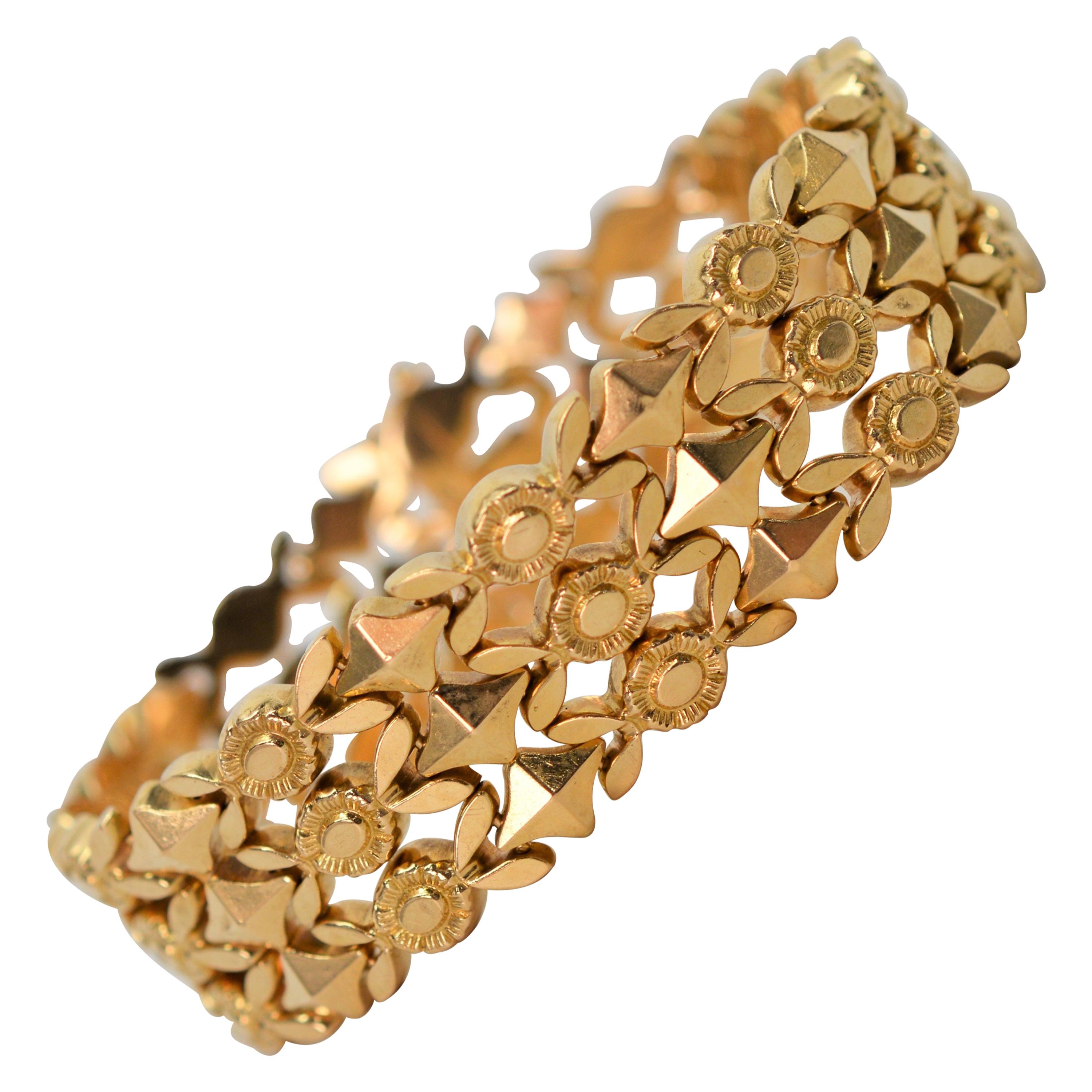 Yellow Gold Link Floral Medallion Pyramid Bracelet For Sale