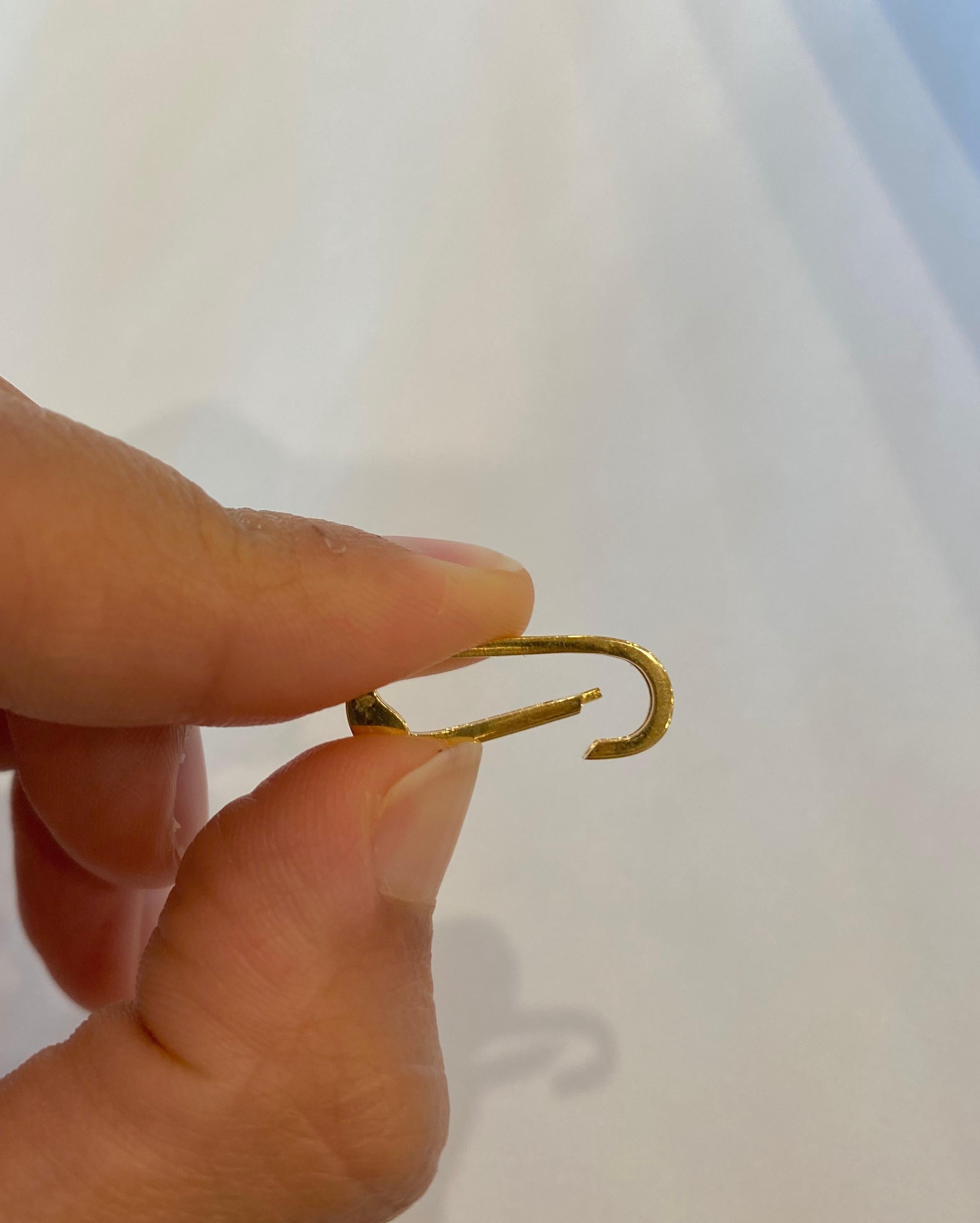 This piece allows you to easily add any pendant to any chain. 

Material: 14K Yellow Gold 

Fine one-of-a-kind craftsmanship meets incredible quality in this breathtaking piece of jewelry.

All Alberto pieces are made in the U.S.A and include a
