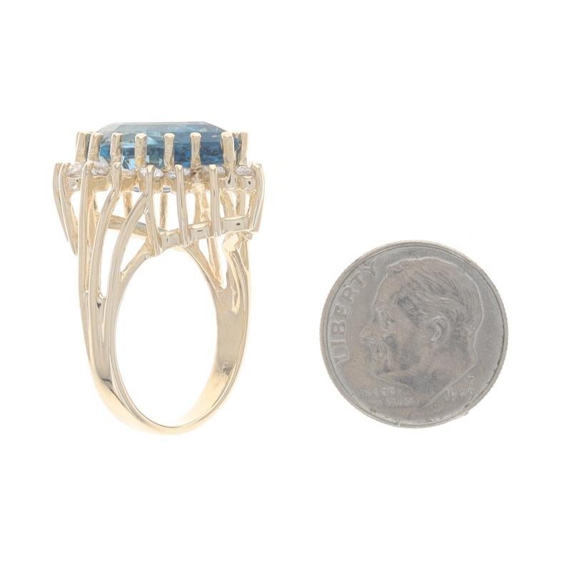 Anillo Halo de Oro Amarillo Londres Topacio Azul y Diamantes - 14k Pera 7.18ctw en venta 1