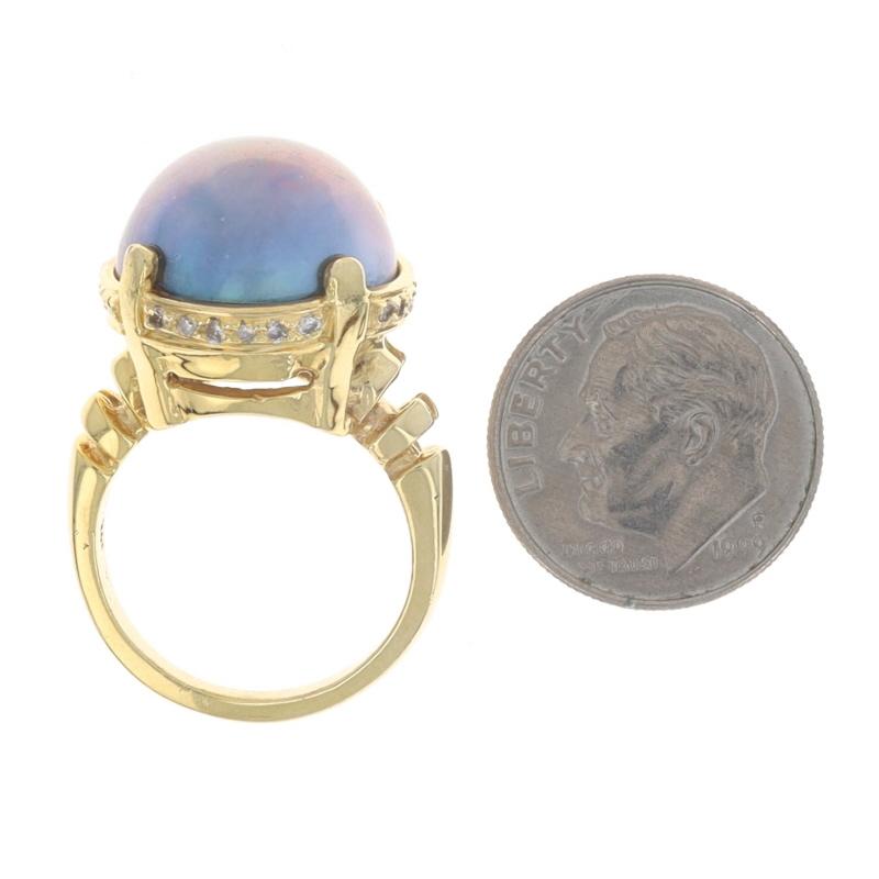 Bague en or jaune avec halo caché en perles de Mabe et diamants - 14k .24ctw en vente 1