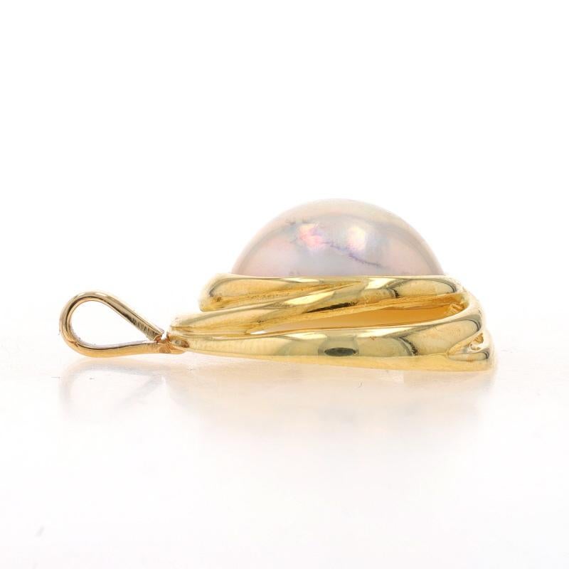 Boucles d'oreilles et pendentifs en or jaune avec perles de Mabe - 14k Clips Pour femmes en vente