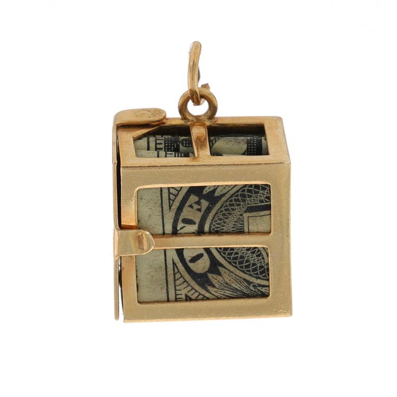 Metal Content: 14k Yellow Gold

Theme: Mad Money, Emergency $1 Bill, U.S. Currency
Features: Open Cut Detailing, Charm Opens to Access Dollar

Measurements
Tall (from stationary bail): 21/32