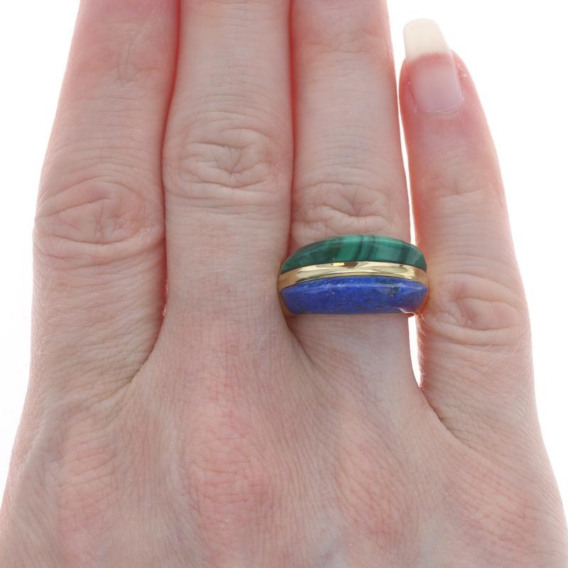 Mixed Cut Yellow Gold Malachite & Lapis Lazuli Two-Stone Band - 18k Stripe Ring Sz 7 1/4 For Sale