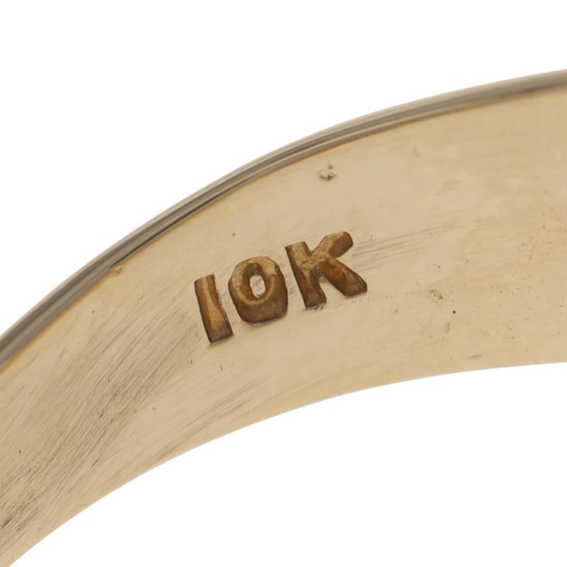 Anillo de oro amarillo masónico de la logia azul para hombre - 10k Diamante redondo .33ct en venta 2