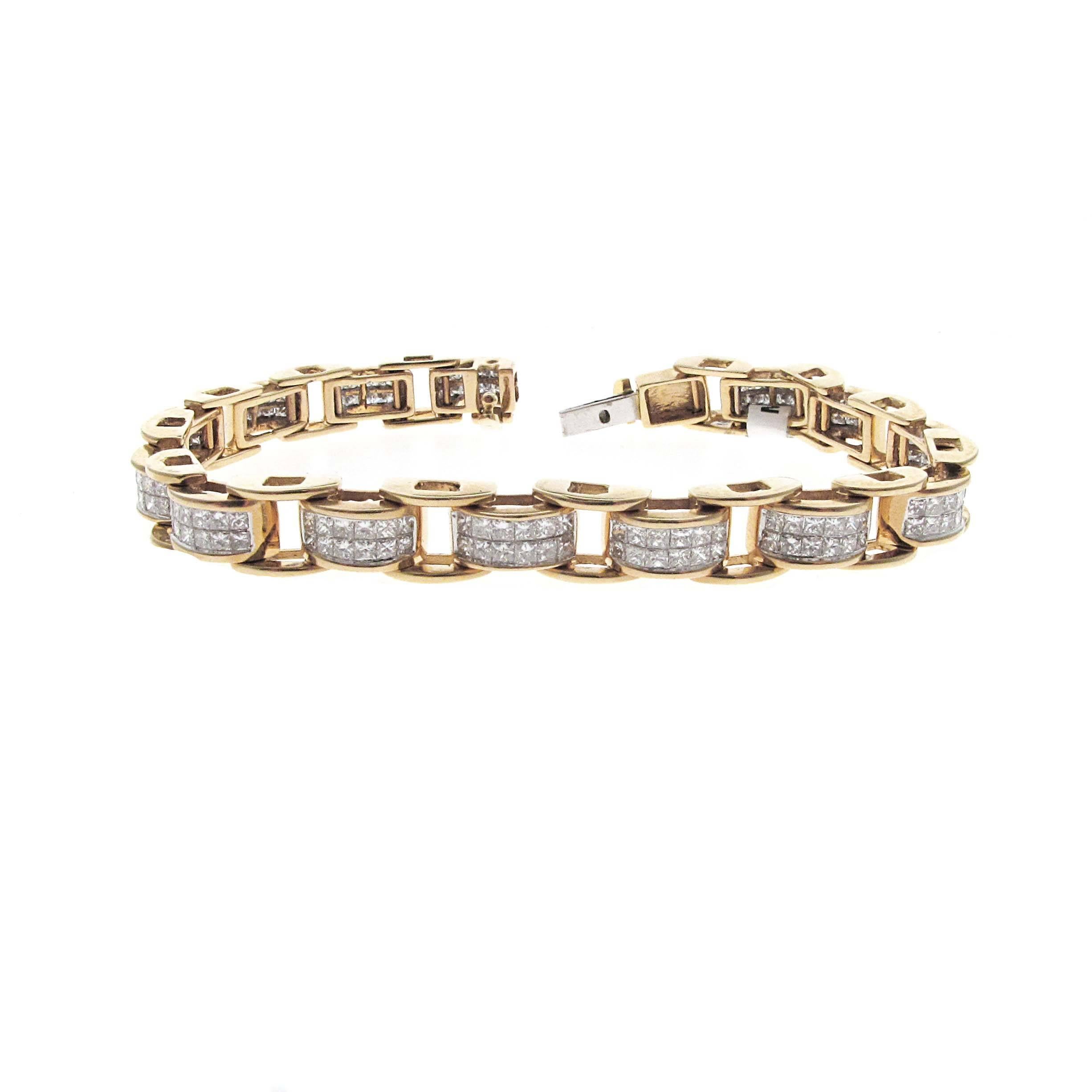 Modern Yellow Gold Matching Princess Cut Diamond Bracelet and Earrings Set