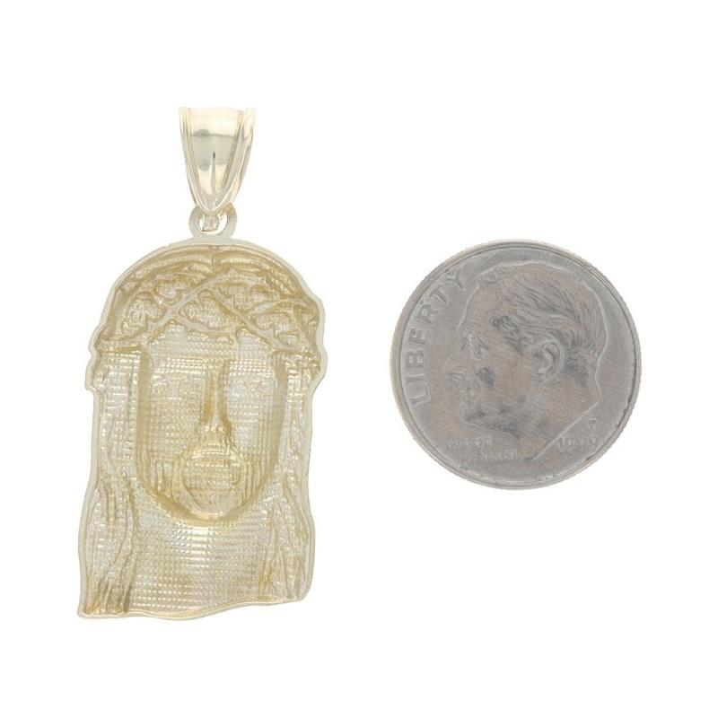 Pendentif Jésus en or jaune pour homme - 10k Couronne d'épines Pour femmes en vente