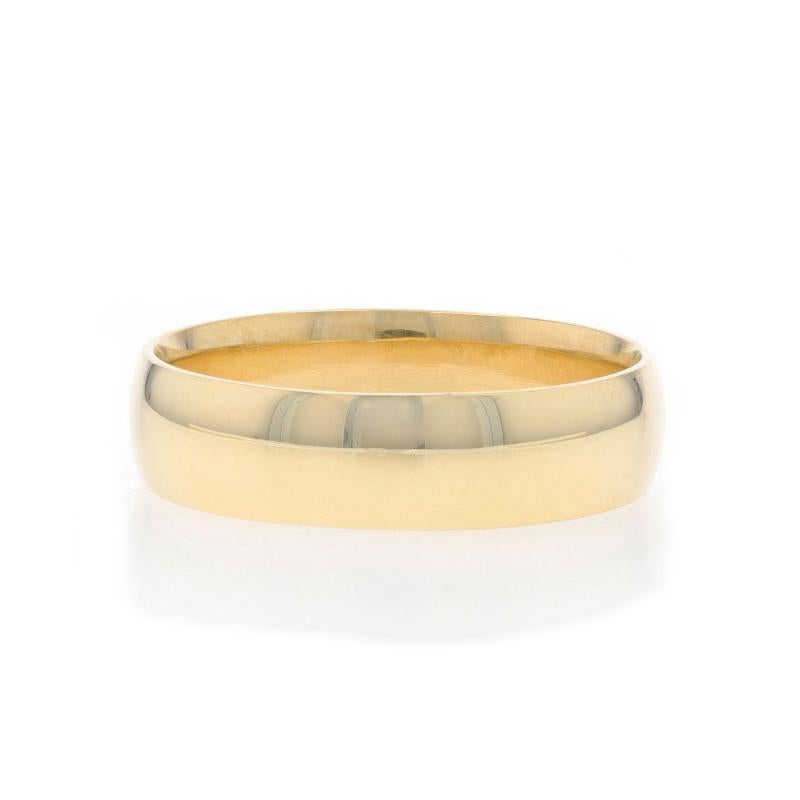 Size: 11
Sizing Fee: Up 3 sizes for $30 or Down 4 sizes for $30

Metal Content: 10k Yellow Gold

Style: Wedding Band without Stones
Features: Comfort Fit Interior

Measurements

Face Height (north to south): 1/4