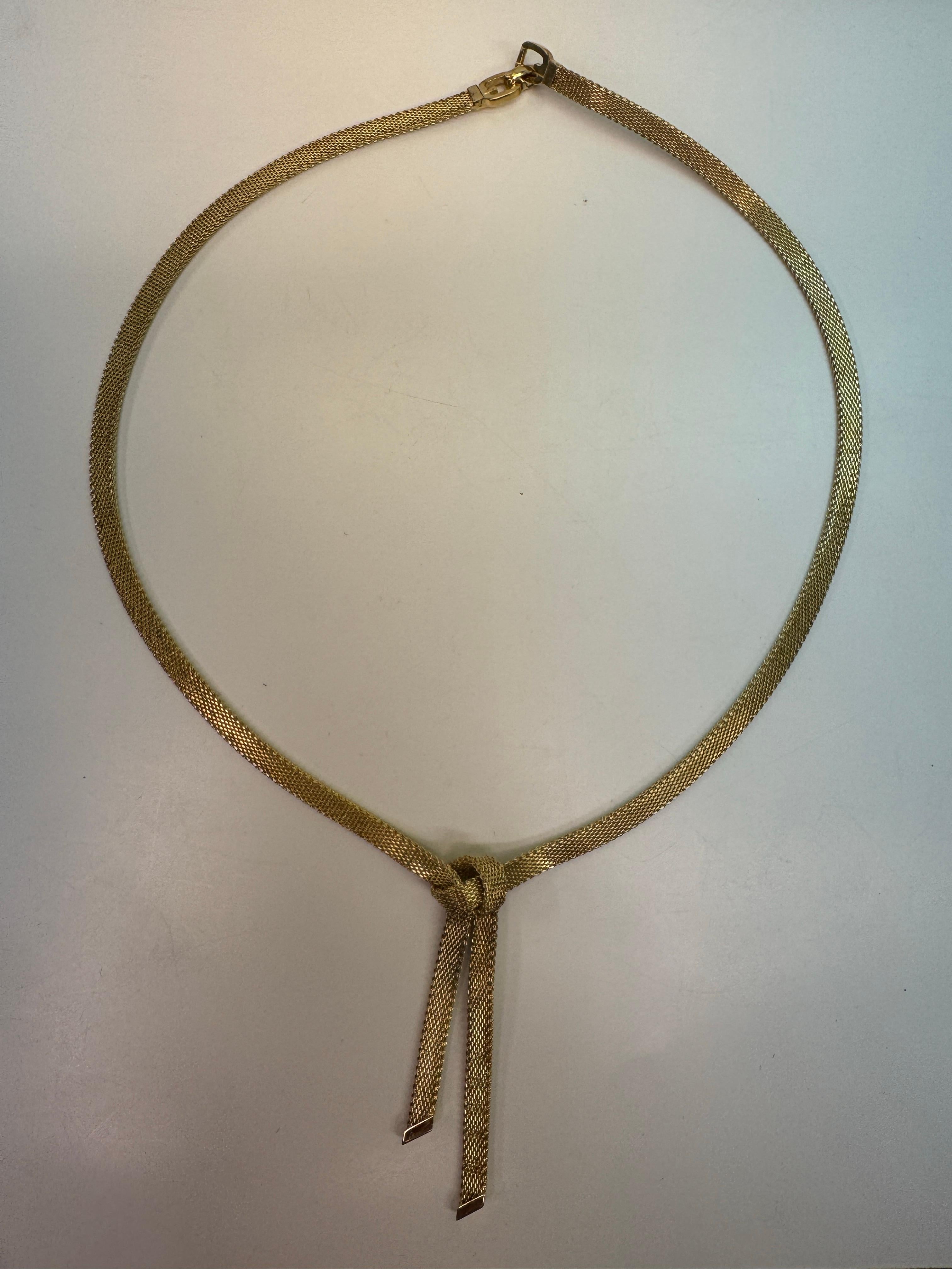 Collana con nodi a rete in oro giallo in vendita 2