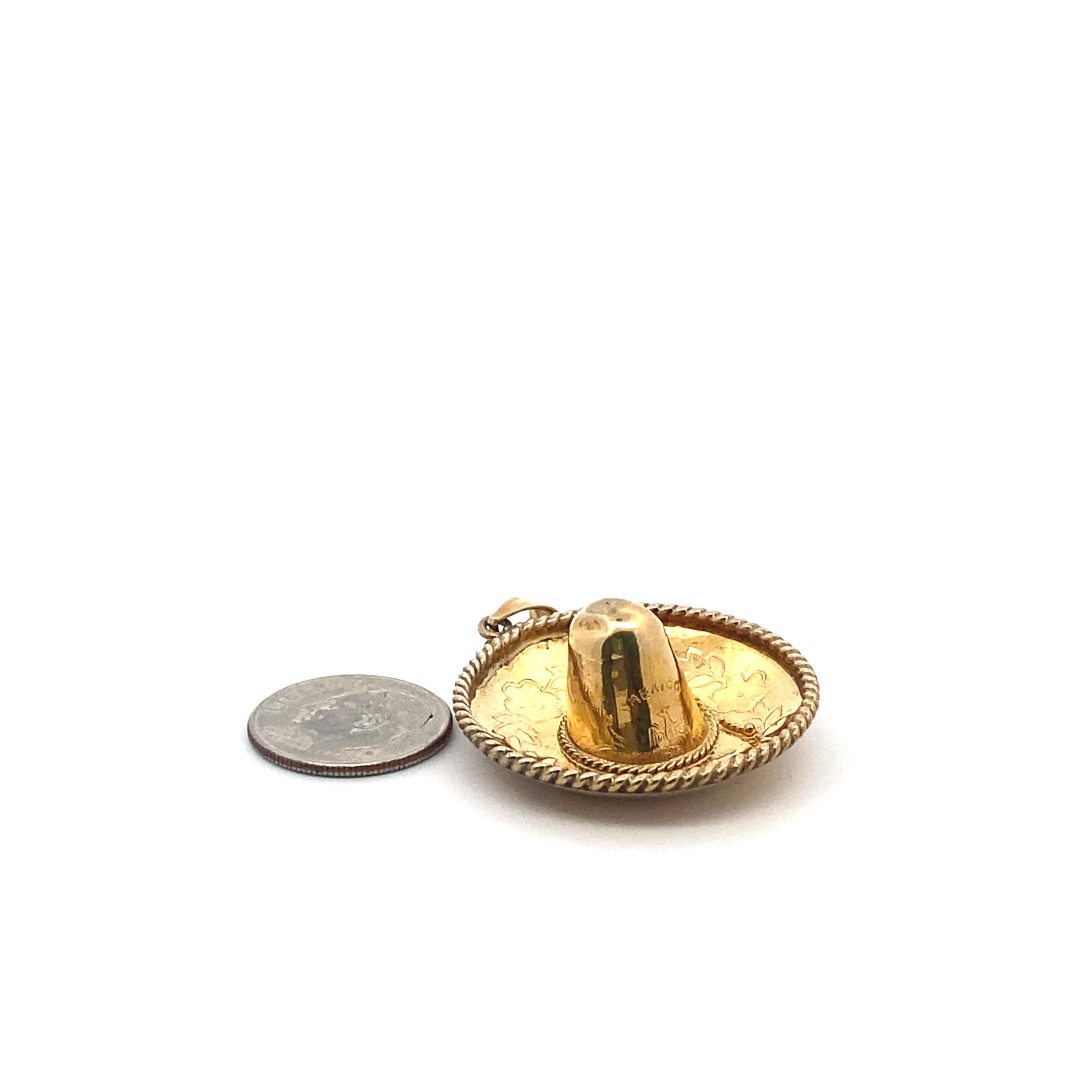 Vintage 14k yellow gold Mexican Sombrero pendant charm, 3.5Dwt 1.25 inch diameter.