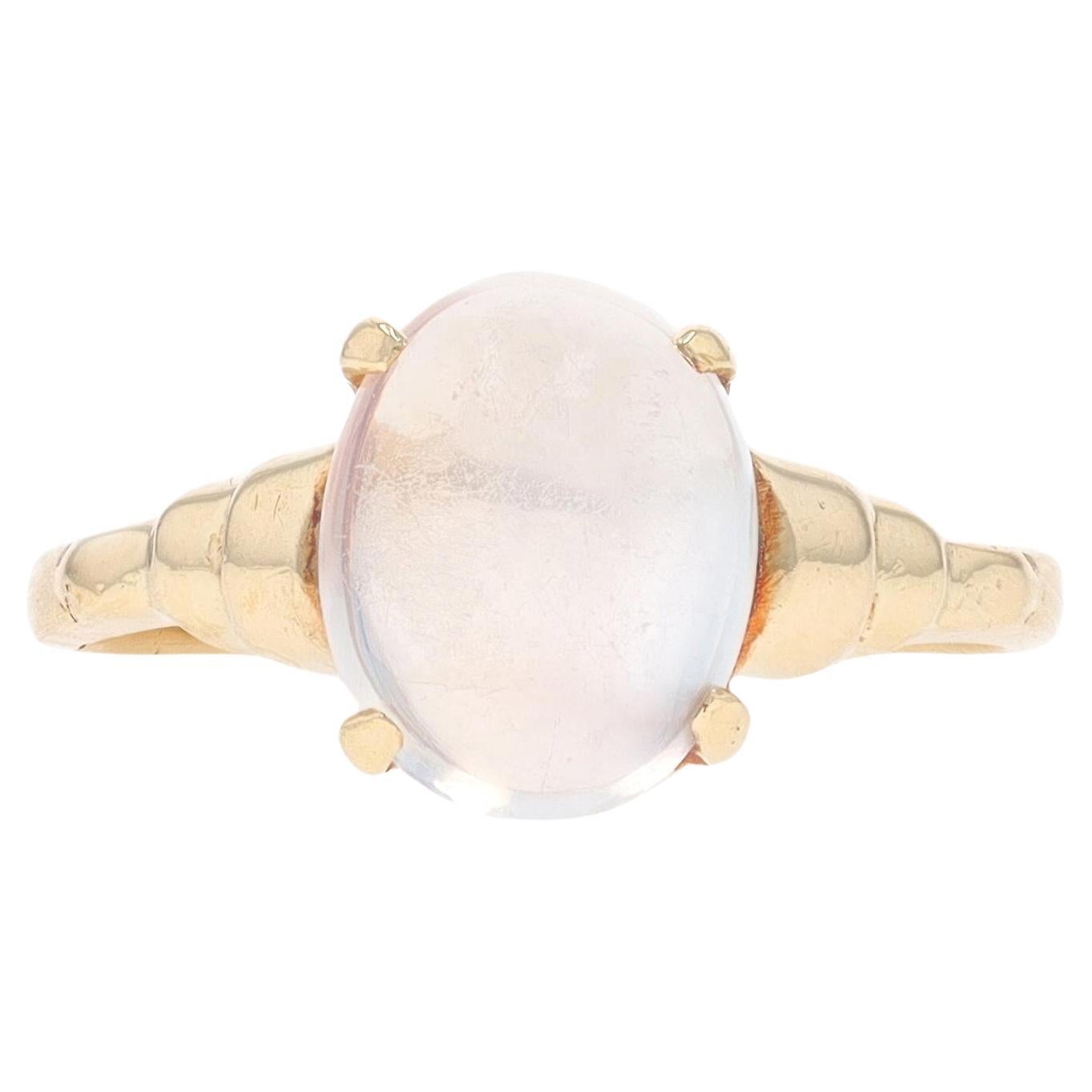 Yellow Gold Moonstone Vintage Solitaire Ring - 14k Oval Cabochon 1.95ct For Sale