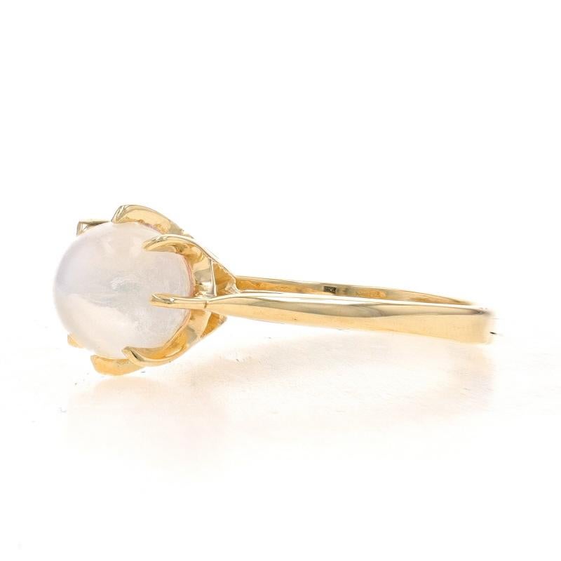 Round Cut Yellow Gold Moonstone Vintage Solitaire Ring - 14k Round Bead For Sale