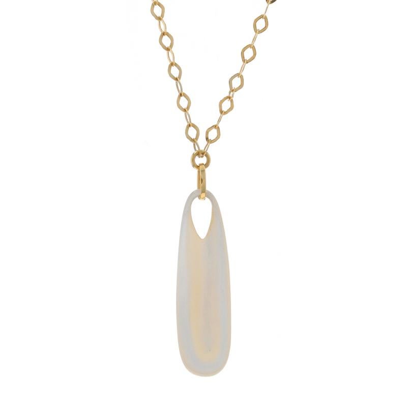 Metal Content: 14k Yellow Gold

Stone Information

Natural Mother of Pearl
Color: White

Style: Solitaire
Chain Style: Fancy Flat Cable
Necklace Style: Chain
Fastening Type: Lobster Claw Clasp

Measurements

Item 1: Attached Pendant
Tall (from